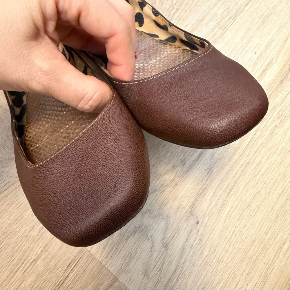 Gianni Bini Brown Studded Flats